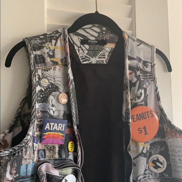 Vintage pins denim graffiti fishing vest Atari XS - Picture 3 of 8